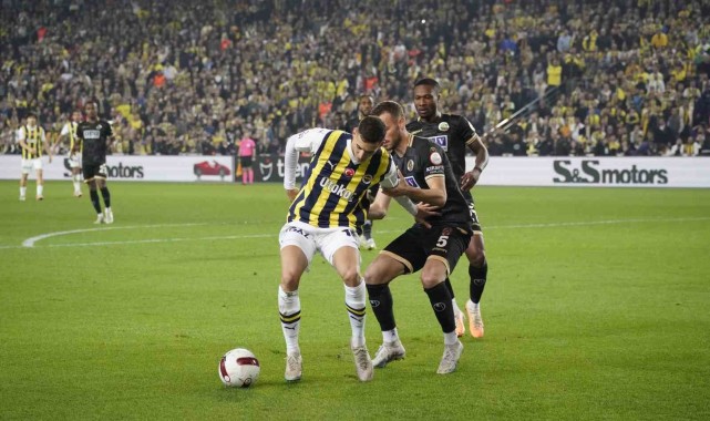Trendyol Süper Lig: Fenerbahçe: 2 - Alanyaspor: 2