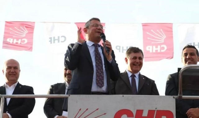 CHP Genel Başkanı Özel: "Harmandalı çöplüğü sorununu Çiğli'nin gündeminden çıkaracağız"