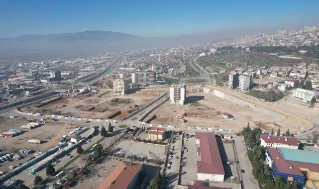 Depremin simgesi Ebrar Sitesi'nde yerinde dönüşüm