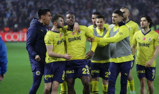 Fenerbahçe,Trabzon'da kazandı