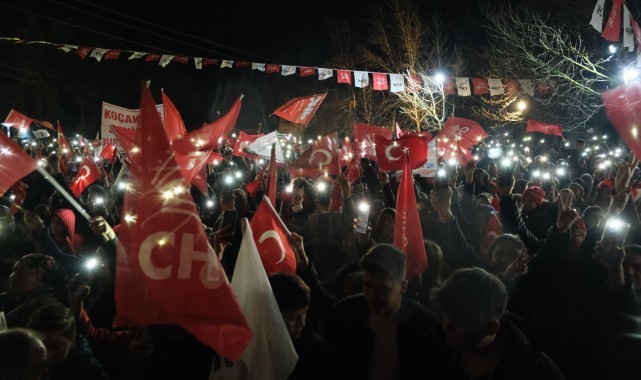 Ferdi Zeyrek Sarıgöl'de