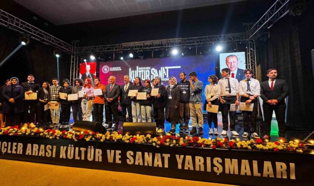 Gençler Arası Kültür Sanat Yarışmaları Ege Bölge Finali Manisa'da yapıldı