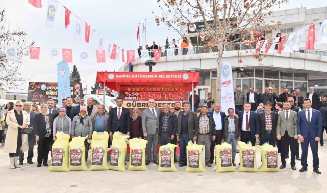 İlçede 375 üreticiye 65 ton gübre desteği
