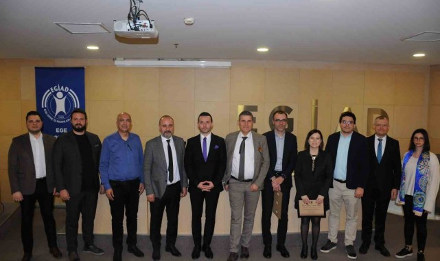 İzmir'de 'Döngüsel Ekonomi ve İyi Uygulamalar' semineri