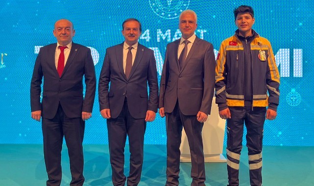 Manisa'da yılın doktoru Turgutlu'dan