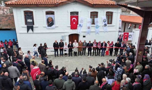 Manisa'da Atatürk Evi ve Milli Mücadele Müzesi açıldı