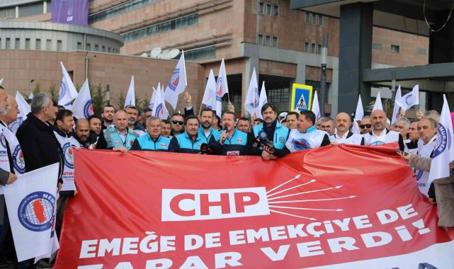 Memur-Sen'den CHP'ye siyah çelenk!