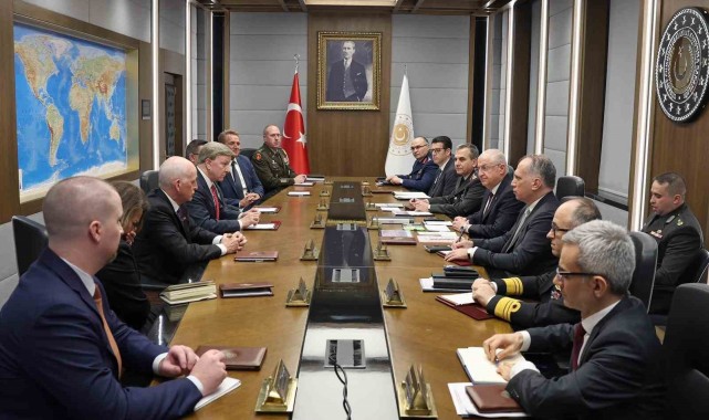 Milli Savunma Bakanı Güler ABD Temsilciler Meclisi üyelerini kabul etti