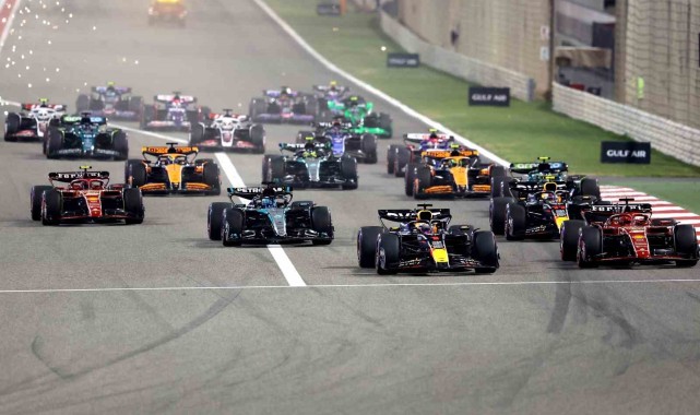 Sezonun ilk yarışı Max Verstappen'in
