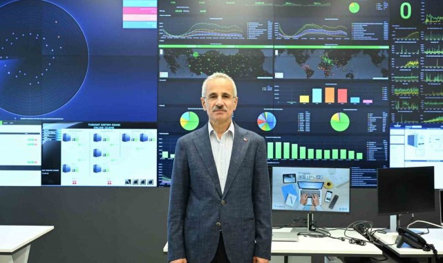 Ulaştırma ve Altyapı Bakanı Uraloğlu Elektronik haberleşme sektörü operatör gelirlerini açıkladı