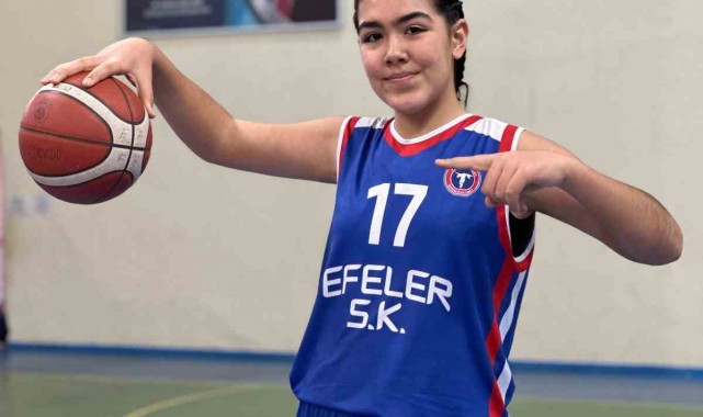Ahmetli'de GSB Spor Okulundan yetişen basketbolcu Şeyma Aydın Manisa'nın gururu oldu