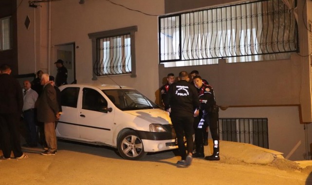 Bir kızını öldüren diğerini de yaralayan baba hastanede hayatını kaybetti