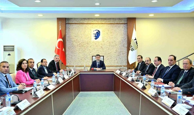 Çalışma ve Sosyal Güvenlik Bakanı Işıkhan: "Sendikal hareketlerin güçlenmeye devam etmesi gerekmektedir"