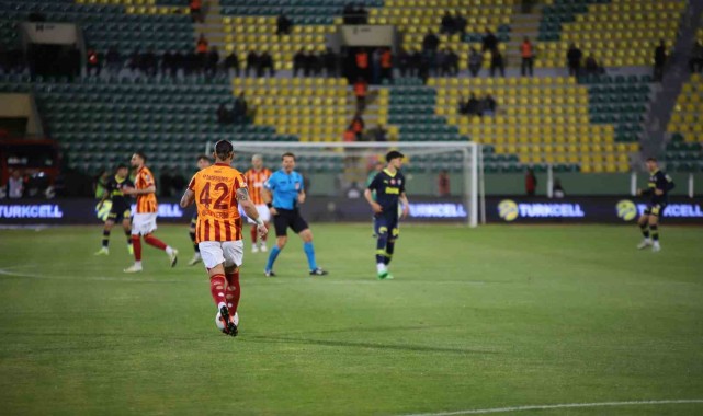 Fenerbahçe sahadan çekildi, TFF Süper Kupa yarıda kaldı