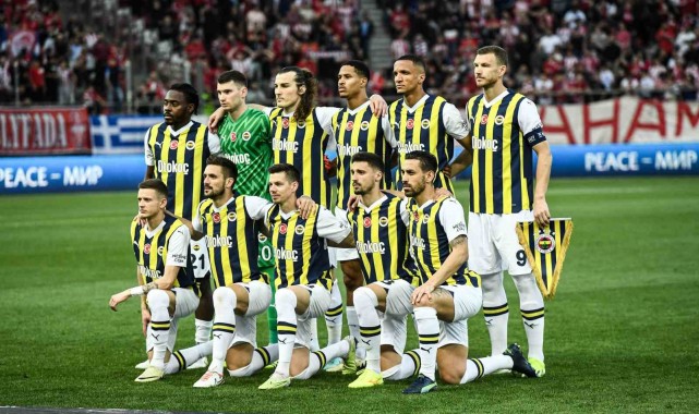 Fenerbahçe, UEFA Avrupa Konferans Ligi'nde yarı final için sahada