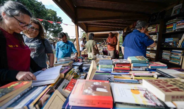 İZKİTAP Fest'e hafta sonu yoğun ilgi
