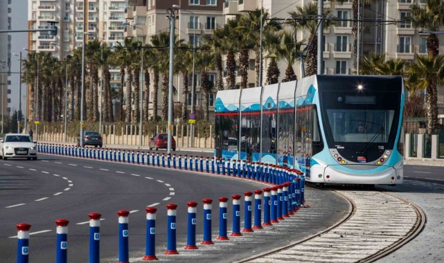 İzmir'de 1 Mayıs'ta toplu ulaşım yüzde 50 indirimli