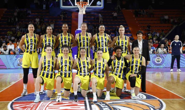 Kadınlar Euroleague'de Fenerbahçe, üst üste 3. kez finalde