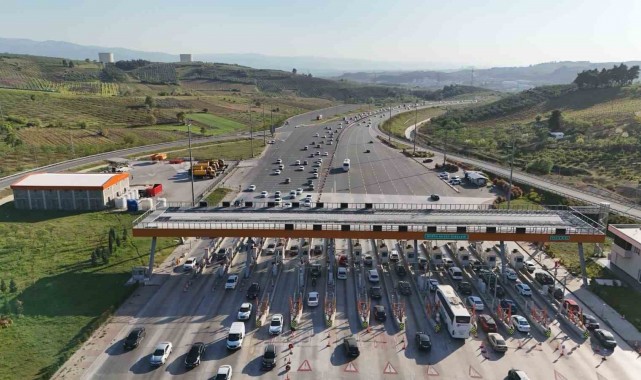 Ramazan Bayramı tatilinde otoyollardan 11,2 milyon araç geçti