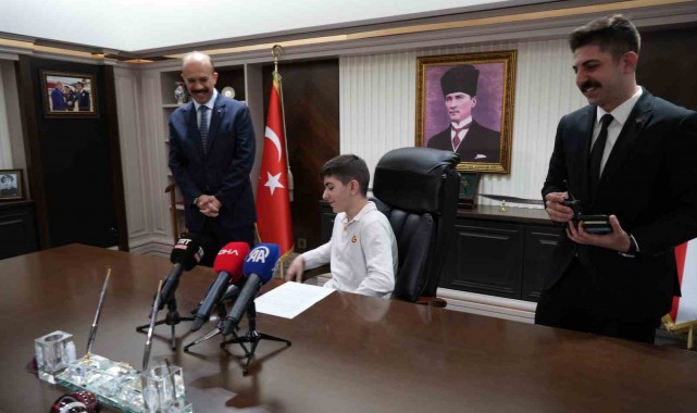 Şehit çocuğu emniyet müdürünün makam koltuğuna geçti