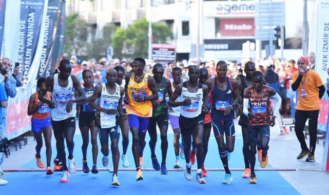 Türkiye'nin en hızlı maratonunda kazananlar belli oldu