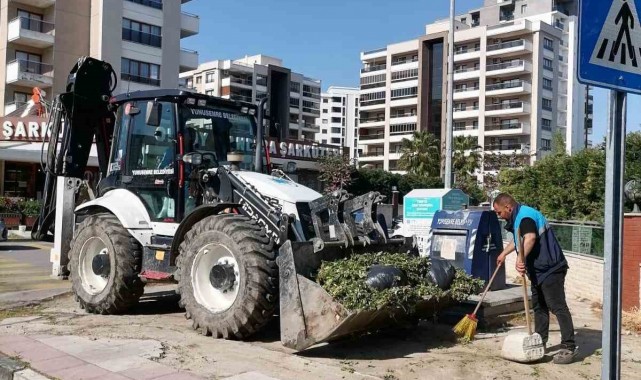 Yunusemre'de temizlik çalışmaları devam ediyor