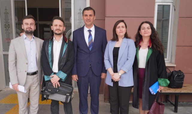 Zeyrek'ten 'Cengiz Ergün giderayak usulsüzlükler yapıyor' iddiası