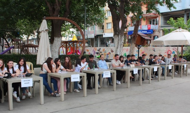 Alaşehir ADD bilgi yarışması düzenledi