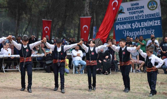 Binlerce Erzurumlu İzmir'deki piknik şöleninde bir araya geldi