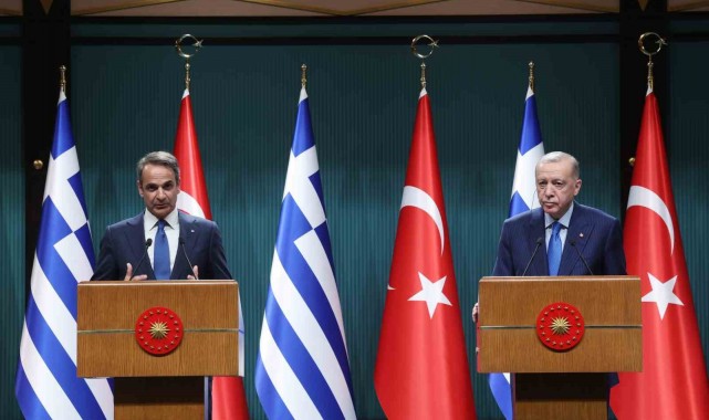Cumhurbaşkanı Erdoğan: "Yunanistan'la aramızda çözülemeyecek büyüklükte bir sorun yok"