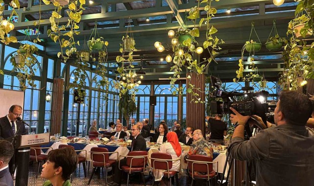 Ege Üniversitesi gastronomi ekibi Azerbaycan'da hünerlerini sergiledi