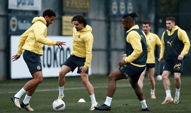 Fenerbahçe, Konyaspor maçı hazırlıklarına başladı