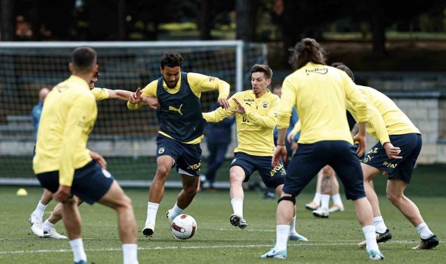 Fenerbahçe, Konyaspor maçı hazırlıklarını tamamladı