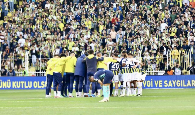 Fenerbahçe, şampiyonluk umudunu son 2 haftaya taşıdı