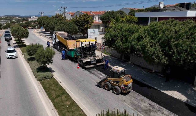 İzmir Büyükşehir Belediyesi'nden asfalt atağı