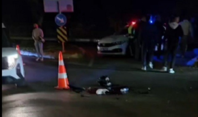 İzmir'de motosiklet belediye otobüsüne çarptı: 1 ölü, 1 ağır yaralı