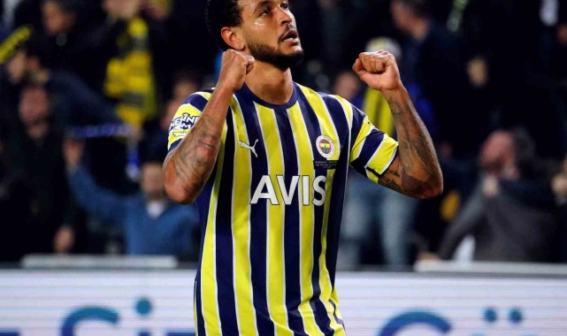 Joshua King, Fenerbahçe'ye veda etti