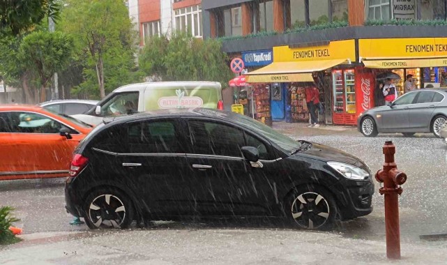 Manisa'da dolu yağışı