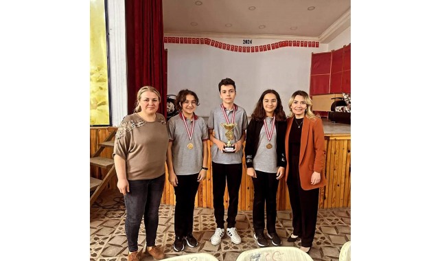 Manisa'da, Şehit Esin Akay Ortaokulunun hedefi il birinciliği