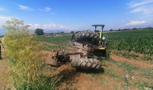 Ödemiş'te devrilen traktörün sürücüsü öldü