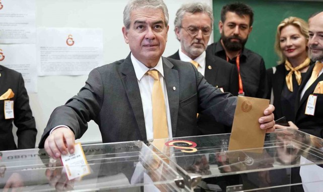Süheyl Batum oyunu kullandı
