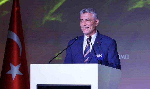 Ticaret Bakanı Bolat: ''Günlük ihracat kredi limitini 3 milyar liraya çıkardık''