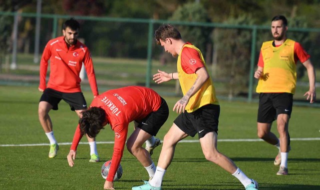 Ümit Milli Takım, İskoçya maçı hazırlıklarına başladı