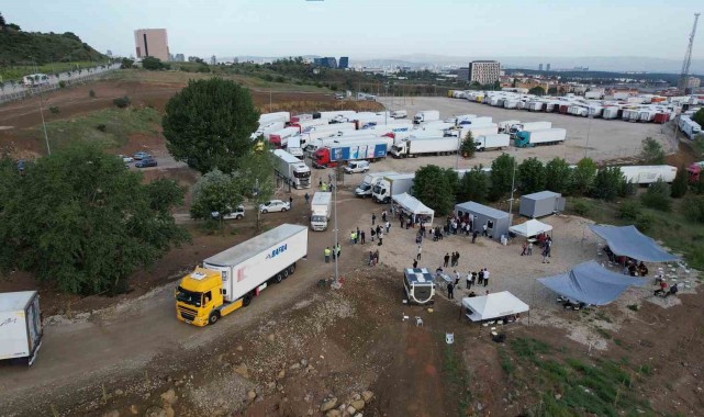 2024-YKS soru kitapçıklarını taşıyan 536 nakliye aracı, 245 sınav merkezine doğru yola çıktı