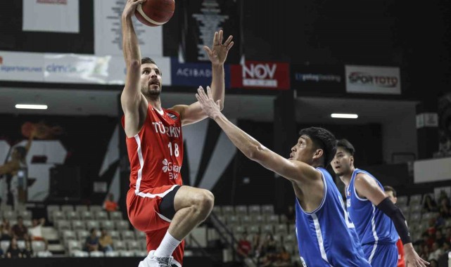 A Milli Erkek Basketbol Takımı, Filipinler'i mağlup etti