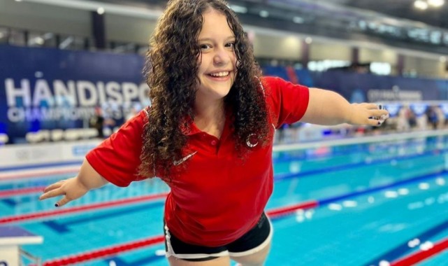 Bakan Bak'tan olimpiyat kotası alan para milli sporculara tebrik