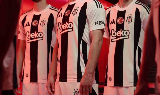 Beşiktaş, yeni sezonda giyeceği iç saha formasını açıkladı