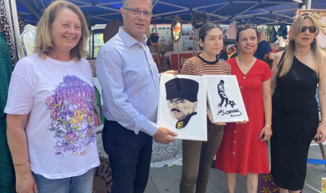 Bir yıllık emeklerini sergilediler