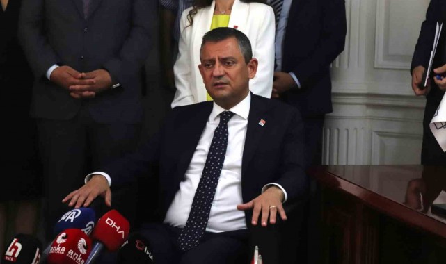 CHP Genel Başkanı Özel: "Emekliye ve asgari ücrete enflasyon oranında zam bekliyoruz"