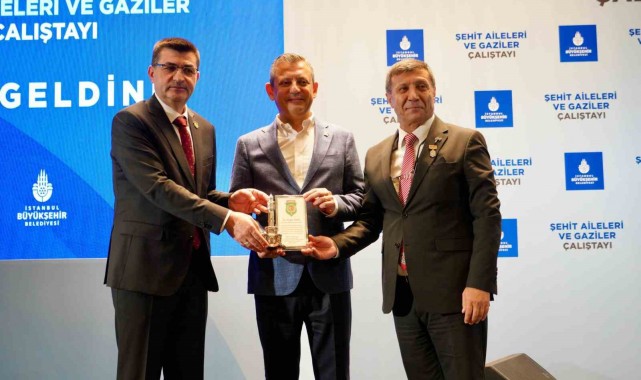 CHP Genel Başkanı Özgür Özel, Şehit Aileleri ve Gaziler Çalıştayı'na katıldı